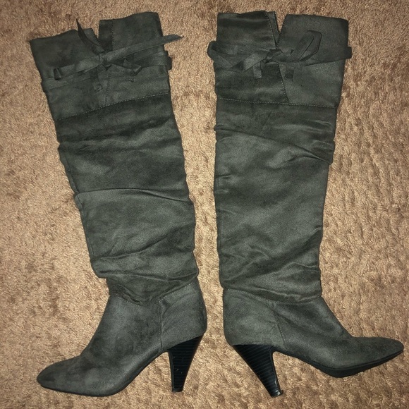 Boots - Picture 1 of 2